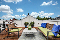 CAPITOL HILL CONTEMPO